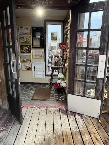 Photo of Thum's Kitchen - 1615 Pitt St, Cornwall, ON K6H 3G3