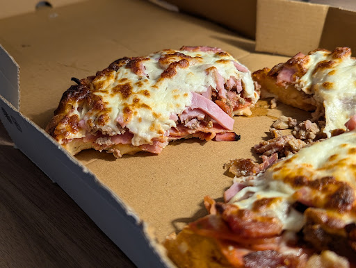 Photo of North End Pizzeria - 1552 Pitt St, Cornwall, ON K6J 3V1