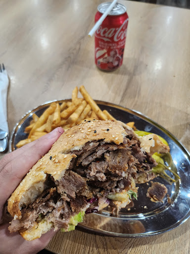 Photo of Berlin Döner Haus - 3864 Boul. Saint-Laurent, Montréal, QC H2W 1Y2