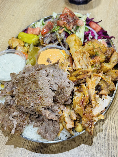 Photo of Berlin Döner Haus - 3864 Boul. Saint-Laurent, Montréal, QC H2W 1Y2