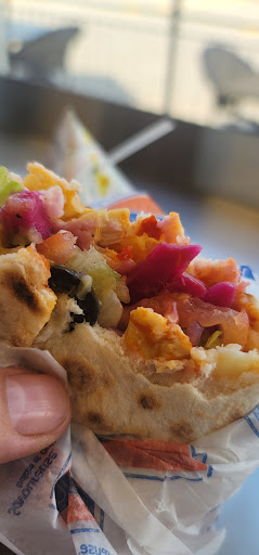Photo of Pizza Arménienne Arouch Laval - 3467 Blvd. Saint-Martin O, Laval, QC H7T 1A2