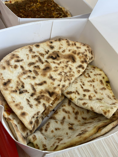 Photo of Pizza Arménienne Arouch Laval - 3467 Blvd. Saint-Martin O, Laval, QC H7T 1A2