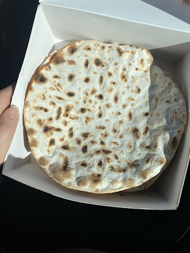 Photo of Pizza Arménienne Arouch Laval - 3467 Blvd. Saint-Martin O, Laval, QC H7T 1A2