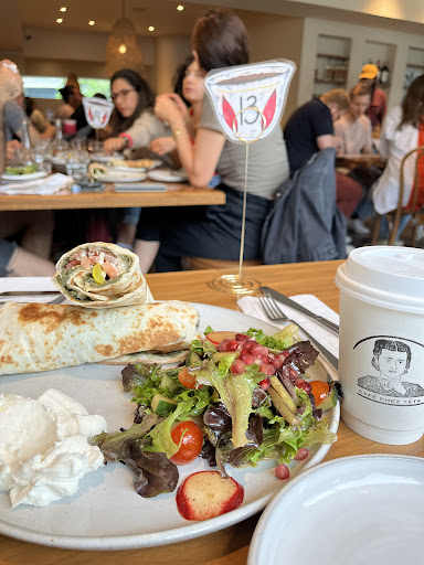 Photo of Café chez Téta - 227 Rue Rachel E, Montréal, QC H2W 1E4