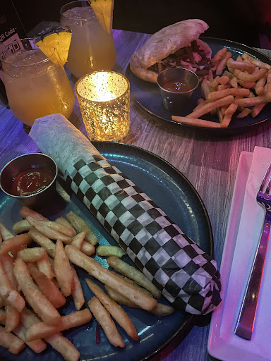 Photo of Babylon V.I.P - 5828 Rue Sherbrooke O, Montréal, QC H4A 1X3