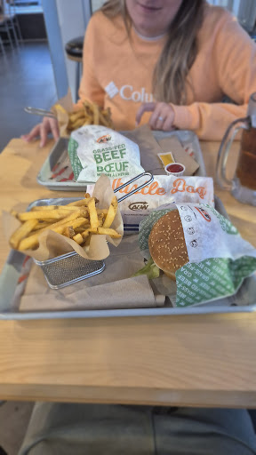 Photo of A&W Canada - 260 8e Av, Dolbeau-Mistassini, QC G8L 1Z5