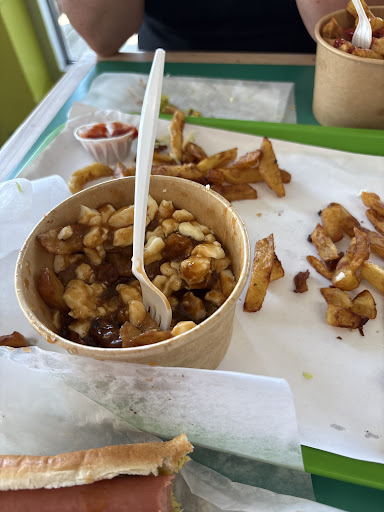 Photo of Roi Du Chien Chaud (Le) - 103 Rue de Quen, Dolbeau-Mistassini, QC G8L 4R9