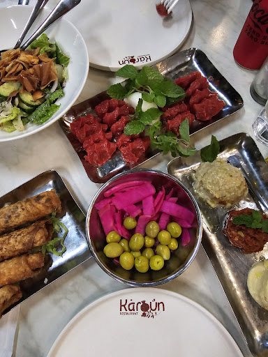 Photo of Karoun - 411 Bd du Curé-Labelle, Laval, QC H7V 2S9