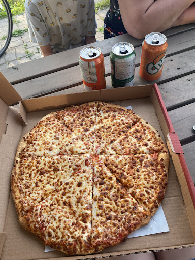 Photo of Pizza Lion - Ville Saint-Laurent - 1700 Rue Oxford, Saint-Laurent, QC H4L 1B6