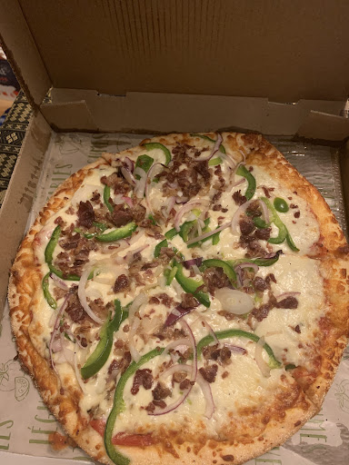 Photo of Pizza Lion - Ville Saint-Laurent - 1700 Rue Oxford, Saint-Laurent, QC H4L 1B6