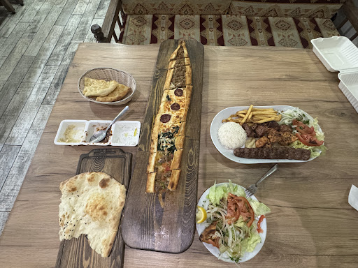 Photo of Istanbul Kebab and Donair - 12556 132 Ave NW, Edmonton, AB T5L 3P9