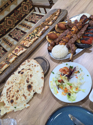 Photo of Istanbul Kebab and Donair - 12556 132 Ave NW, Edmonton, AB T5L 3P9