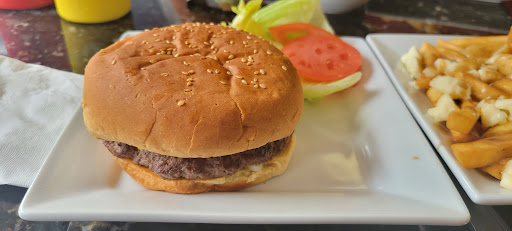Photo of Enzo Grill - 1025 Notre-Dame St, Embrun, ON K0A 1W0