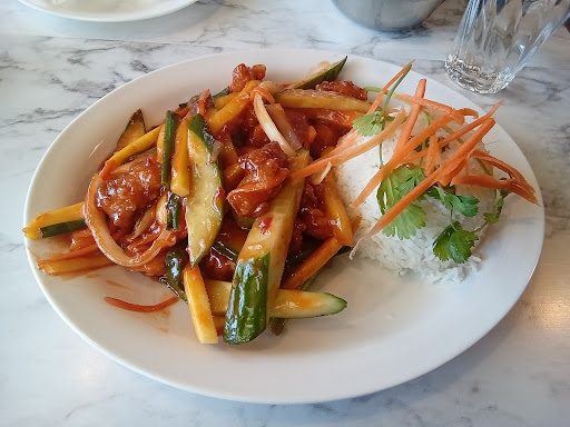 Photo of Pho Erin - 77 Main St, Erin, ON N0B 1T0