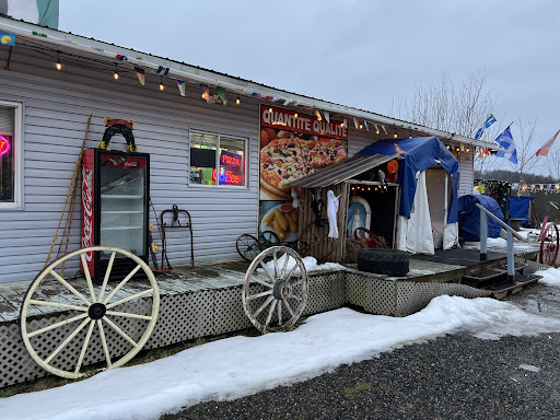 Photo of Casse-Croute du Lac Pizza & Shawarma - 1130 Rte Principale, Val-des-Monts, QC J8N 2K7