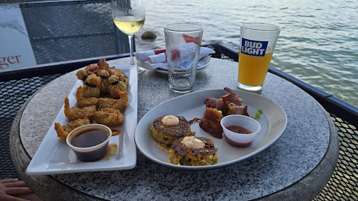 Photo of Gramma's Marine Pub - 412 Marine Dr, Gibsons, BC V0N 1V4
