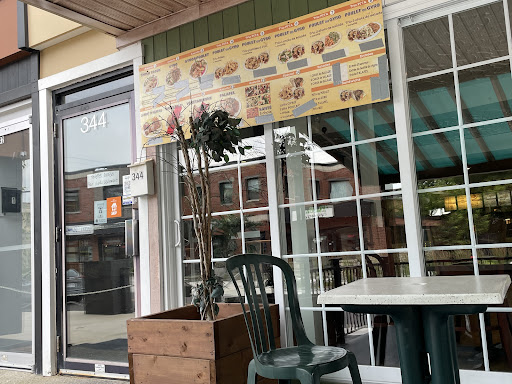 Photo of Amira Restaurant - 344 Rue Principale, Granby, QC J2G 2W4