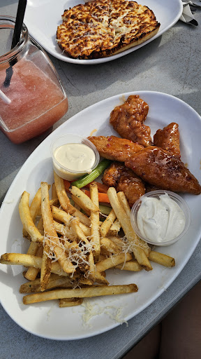 Photo of Boston Pizza - 1100 Bay St, Gravenhurst, ON P1P 1Z9