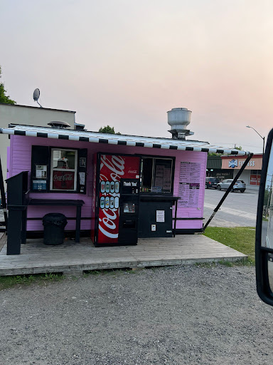 Photo of Shelby's Chipwagon - 191 Sharpe St E, Gravenhurst, ON P1P 1J2