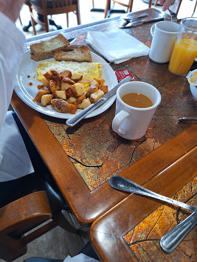 Photo of Canadian grill /Goodys - 340 Woodlawn Rd W, Guelph, ON N1H 7K6