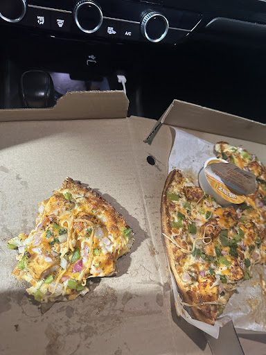 Photo of Nayya Pizza and Grill | Pizza Restaurant in Halifax - 2622 King St, Halifax, NS B3K 4T8
