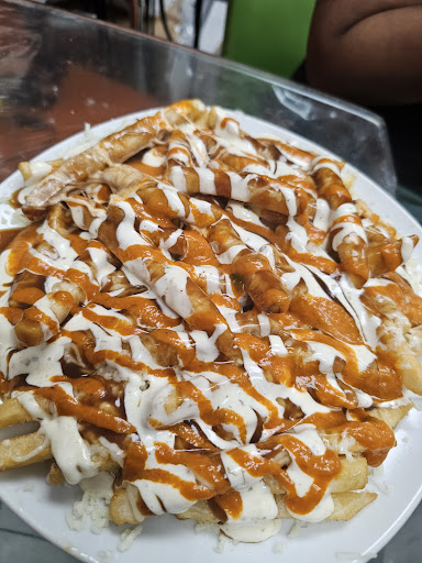 Photo of Beyond Pizza and Wings - 1960 Main St W, Hamilton, ON L8S 4N5