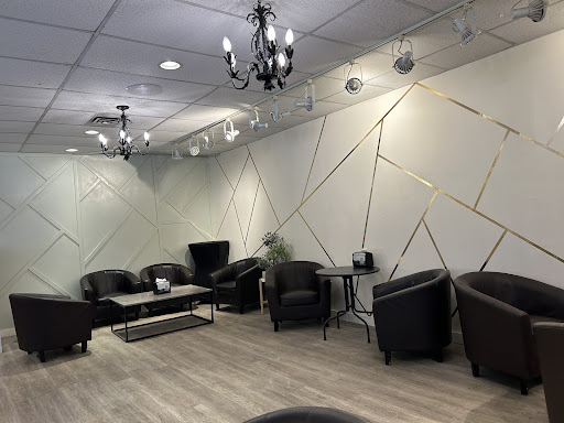 Photo of Zaytoon - 99 Osborne St #203, Winnipeg, MB R3L 2R4
