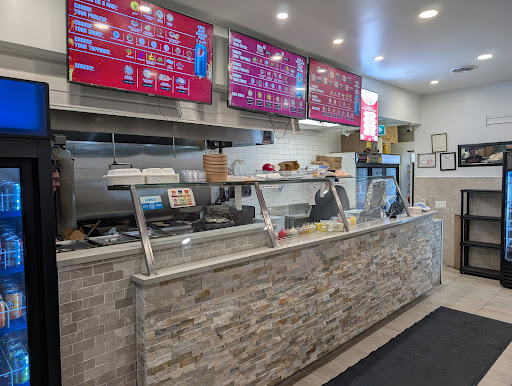 Photo of Lamar Donair & Burgers - 17-160 Meadowood Dr, Winnipeg, MB R2M 5L6