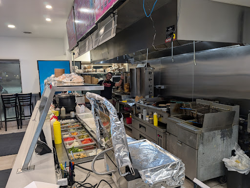 Photo of Lamar Donair & Burgers - 17-160 Meadowood Dr, Winnipeg, MB R2M 5L6