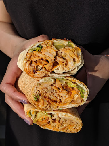 Photo of Lamar Donair & Burgers - 17-160 Meadowood Dr, Winnipeg, MB R2M 5L6