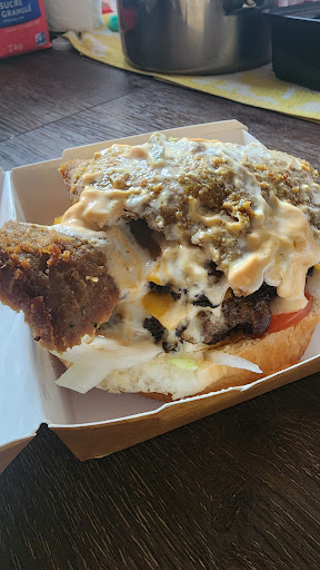 Photo of Lamar Donair & Burgers - 17-160 Meadowood Dr, Winnipeg, MB R2M 5L6