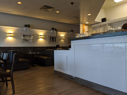 Photo of Aladin's Pizzeria & Shawarma Place - 912 Portage Ave #103, Winnipeg, MB R3G 0P5