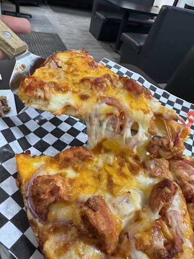 Photo of Aladin's Pizzeria & Shawarma Place - 912 Portage Ave #103, Winnipeg, MB R3G 0P5
