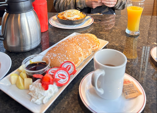 Photo of Ruby Restaurant Lounge - 393 Gregg Ave, Hinton, AB T7V 1P1