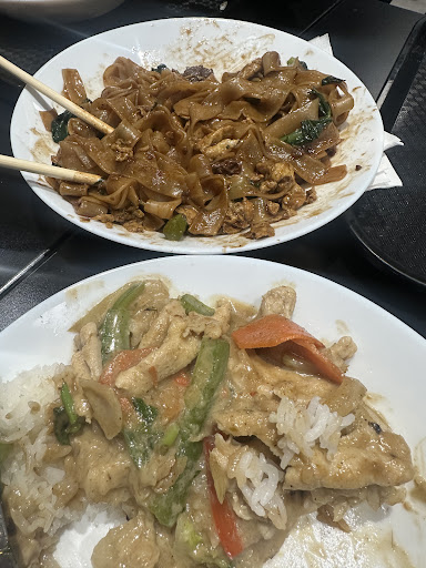 Photo of Thai Express - 816 Carmichael Ln Unit 103, Hinton, AB T7V 1T1