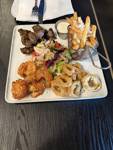 Photo of The Blend Kitchen + Bar - 129 Jasper St, Hinton, AB T7V 2A7