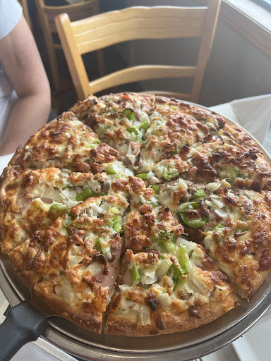 Photo of Gus' Pizza Place - 346 Hardisty Ave, Hinton, AB T7V 1E8