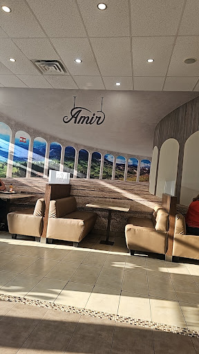 Photo of Amir - 2673 Côte Saint-Charles, St-Lazare, QC J7T 2H8