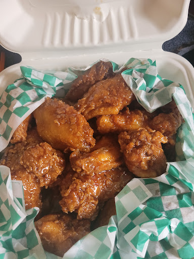 Photo of Noni’s Pizza , wings and shawarma - 300 Main St, Woodstock, ON N4S 1T3
