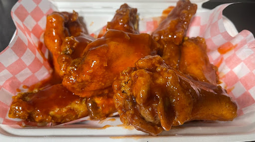 Photo of Noni’s Pizza , wings and shawarma - 300 Main St, Woodstock, ON N4S 1T3