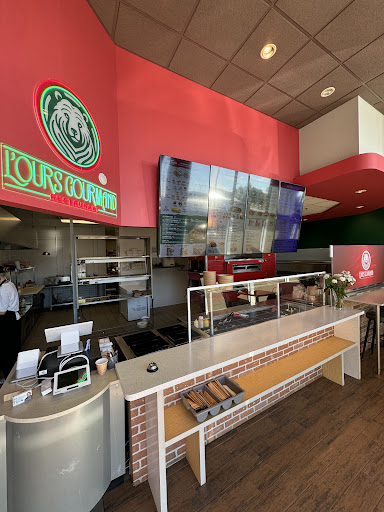 Photo of RestaurantL’oursGourmand - 95 Rte du Président-Kennedy #119, Lévis, QC G6V 6C6