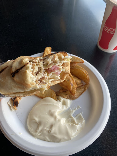 Photo of Resto Bar Beyrouth-Cite - Place de la Cité, 2600 Boul Laurier, Québec, QC G1V 4M6
