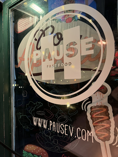 Photo of Pause V St-Jean - 655 Rue Saint-Jean, Québec, QC G1R 1P7