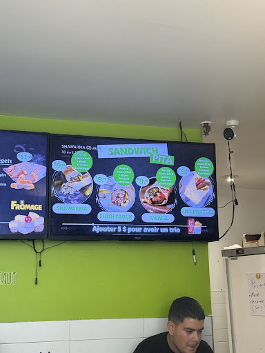 Photo of Paris Tacos - 52 Côte du Palais, Québec, QC G1R 4H8