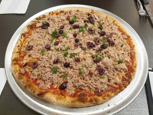 Photo of Restaurant Dattes & Olives - 3245 Ch Ste-Foy, Québec, QC G1X 1R8