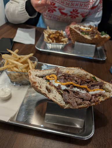 Photo of L'Ephèse - 43 Boulevard René-Lévesque O, Québec, QC G1R 2A3