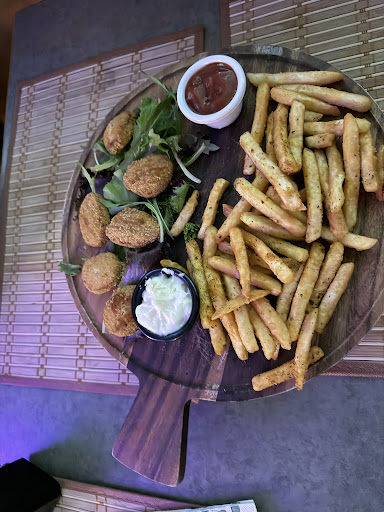 Photo of BISTRO SAM 716 TURKISH GRILL HALAL TOURISTIQUE - 4250 1re Av., Québec, QC G1H 3H3