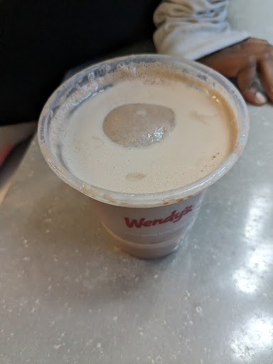 Photo of Wendy's - 976 Av. Saint-Charles, Vaudreuil-Dorion, QC J7V 4R6