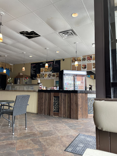Photo of Island Cafe - 680 Wyandotte St E, Windsor, ON N9A 3J2