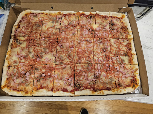 Photo of Arcata Pizzeria - 3021 Dougall Ave, Windsor, ON N9E 1S3